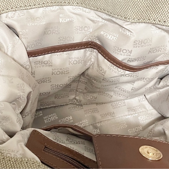 MICHAEL KORS Ganesvoort Y2K Canvas and Leather Bag - Picture 10 of 12